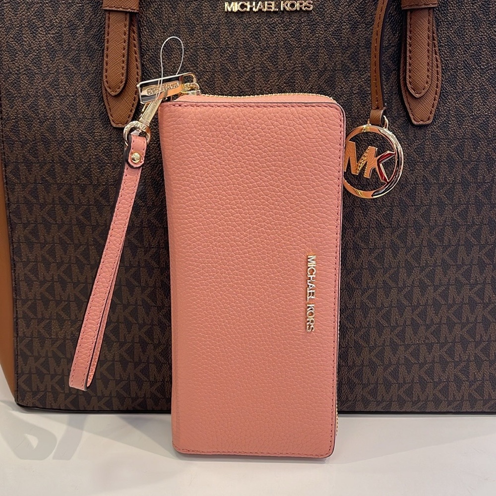 MICHAEL KORS
Leather Continental Wristlet Phone Case Wallet 
Primrose 
NWT - Picture 4 of 16